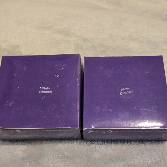 Playing in Makeup by Yolondo Loose Diamond Highlighter - Picture 2 of 3